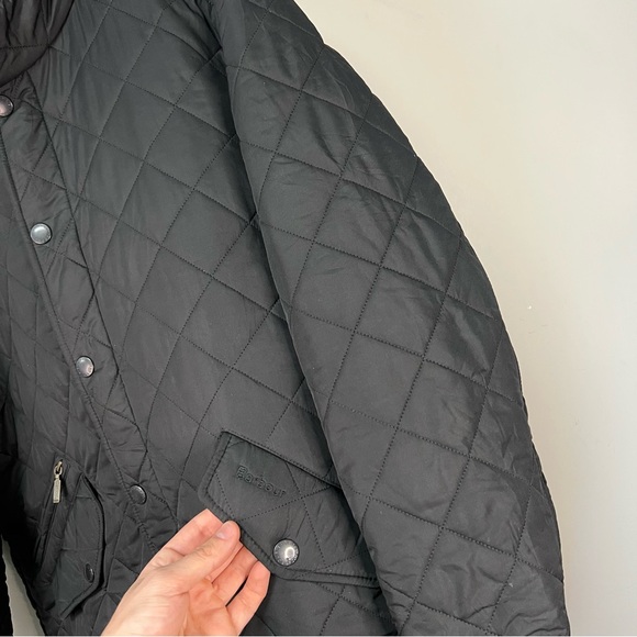 Barbour Powell Quilted Jacket - Picture 4 of 12